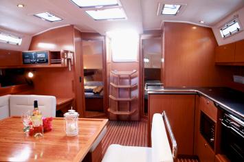 Yachtcharter BavariaCruiser45 7