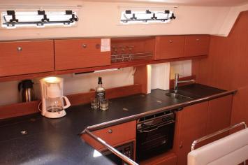 Yachtcharter BavariaCruiser45 8