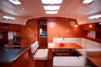 Yachtcharter BavariaCruiser45 10