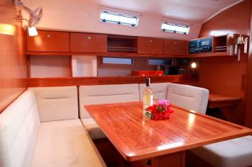Yachtcharter BavariaCruiser45 11