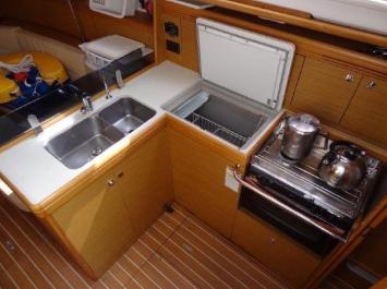 Yachtcharter SunOdyssey36i 9