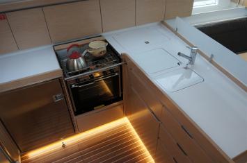 Yachtcharter Elan45Impression 5