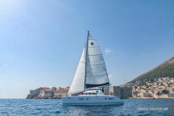Yachtcharter Lagoon380