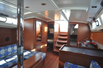 Yachtcharter Oceanis41 21