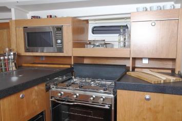 Yachtcharter Hanse415 19