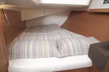 Yachtcharter Hanse415 23