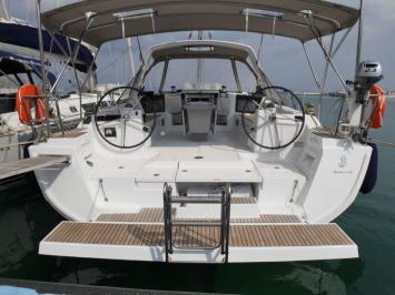 Yachtcharter Oceanis45 4