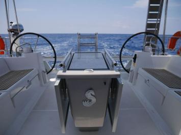 Yachtcharter Oceanis45 10