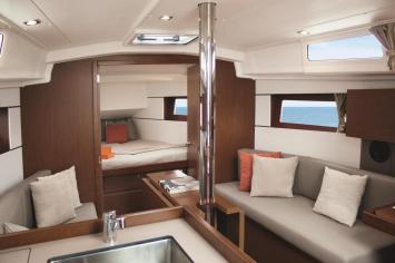 Yachtcharter Oceanis35 3