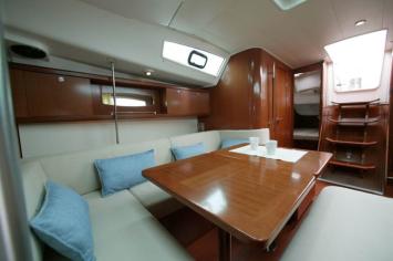 Yachtcharter Oceanis40 3