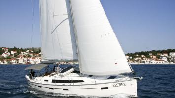 Yachtcharter BavariaCruiser41 6