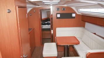 Yachtcharter BavariaCruiser41 9