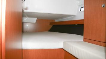 Yachtcharter BavariaCruiser41 14