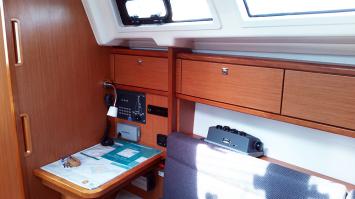 Yachtcharter BavariaCruiser33 9