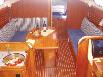 Yachtcharter Bavaria33Cruiser 4