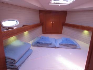 Yachtcharter Bavaria43Cruiser 14
