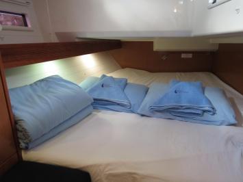 Yachtcharter BavariaCruiser40 14