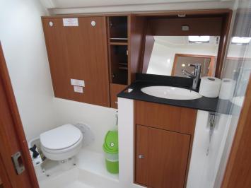 Yachtcharter BavariaCruiser40 16