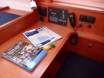 Yachtcharter BavariaCruiser41 13