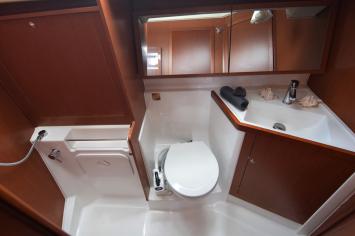 Yachtcharter Oceanis41 11