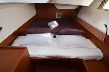 Yachtcharter Oceanis48 5Cab 10