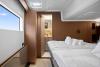 Yachtcharter PrestigeM48 31cab 6