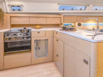 Yachtcharter Hanse410 11