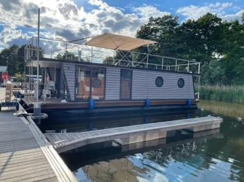 Yachtcharter WomaD13