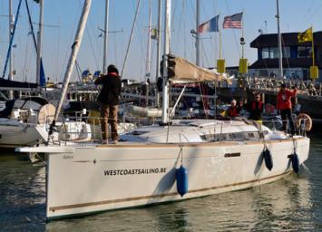 Yachtcharter SunOdyssey389 4