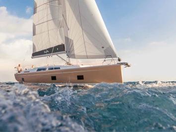 Yachtcharter Hanse418 3