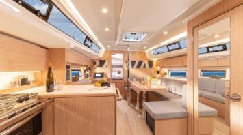 Yachtcharter BavariaC38 7
