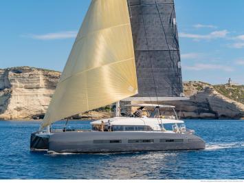 Yachtcharter LagoonSeventy7