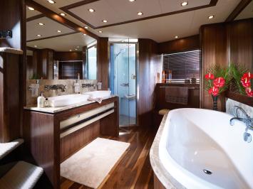 Yachtcharter Sunseeker34MetreYacht 7