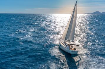 Yachtcharter Dufour360GL 2