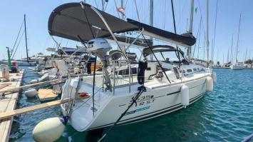Yachtcharter First35 Kalypso 1