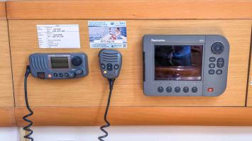 Yachtcharter First35 Kalypso 18