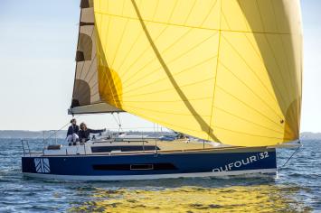 Yachtcharter Dufour32 3