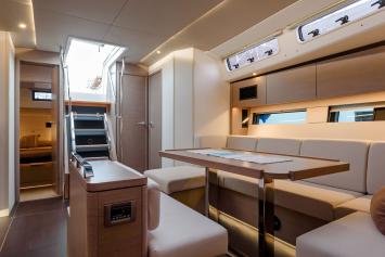 Yachtcharter Hanse460 3cab Orsasei 10