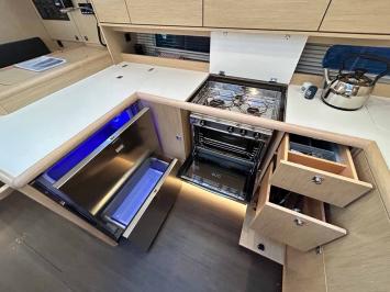 Yachtcharter BavariaC46 9