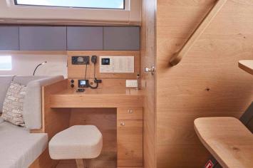 Yachtcharter ElanImpression43 13