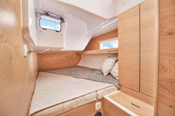 Yachtcharter ElanImpression43 15