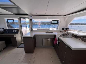 Yachtcharter Leopard45 Chrispy 2 7