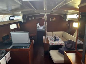 Yachtcharter Oceanis41 Malika 4