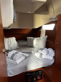 Yachtcharter Oceanis41 Malika 6