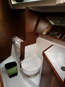 Yachtcharter Oceanis41 Malika 8