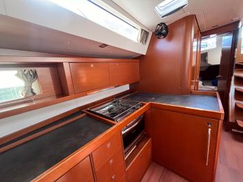 Yachtcharter Oceanis48 5Cab San Marco 5