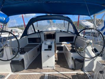 Yachtcharter SunOdyssey440 Cicerenella 3