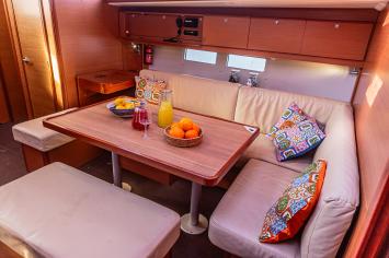 Yachtcharter Dufour460GrandLarge 3