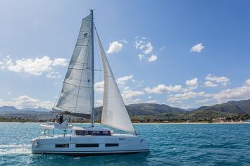 Yachtcharter Dufour48Catamaran 3