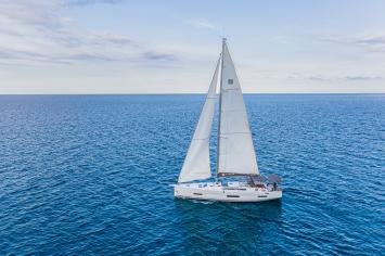 Yachtcharter Dufour530 51cab 5